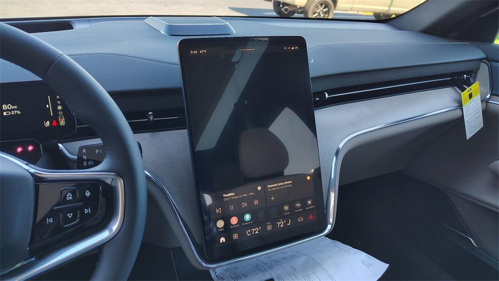 new 2025 Volvo EX90 car, priced at $84,590