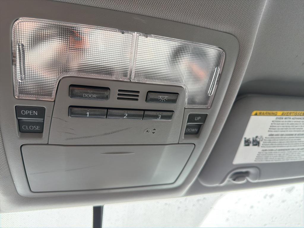 used 2015 Toyota Highlander car, priced at $18,900