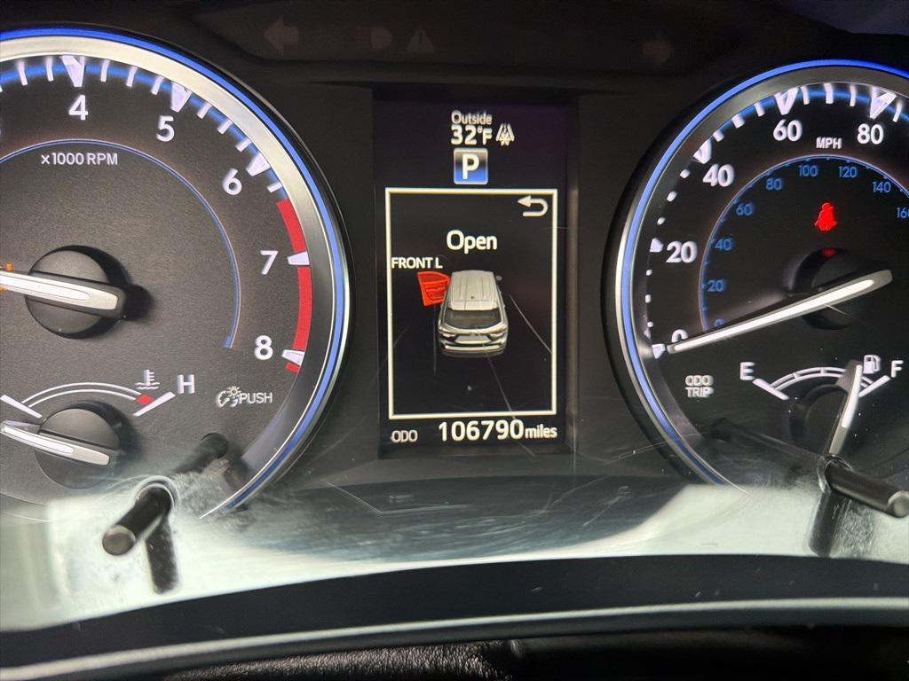 used 2015 Toyota Highlander car, priced at $18,900