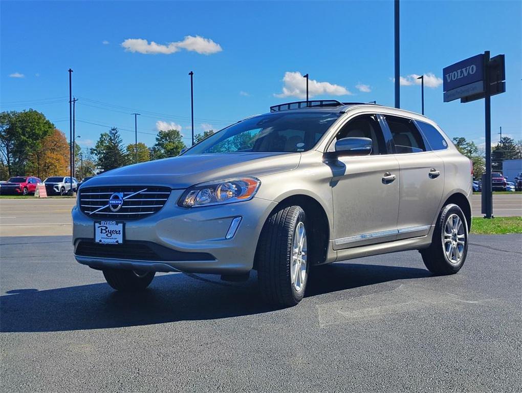used 2016 Volvo XC60 car, priced at $11,900