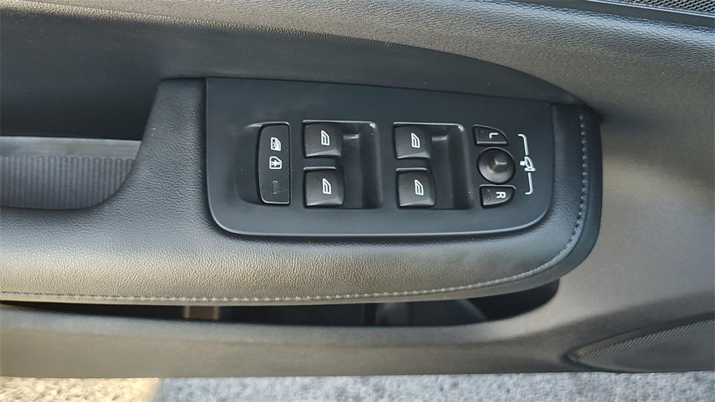 used 2025 Volvo S60 car, priced at $32,500