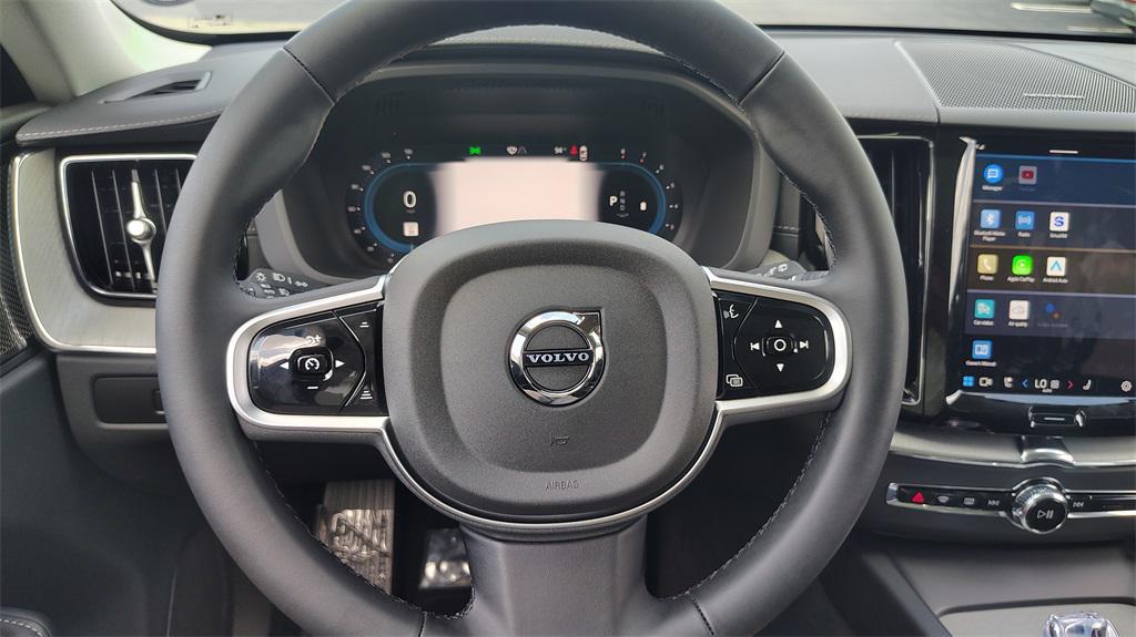 new 2025 Volvo XC60 car, priced at $58,660