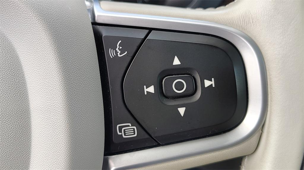 used 2021 Volvo XC60 car, priced at $24,500