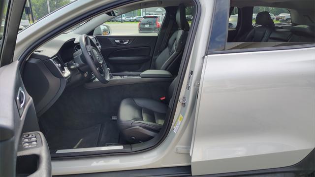 used 2020 Volvo V60 Cross Country car, priced at $29,900