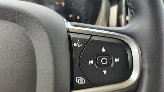 used 2023 Volvo XC60 car, priced at $32,900