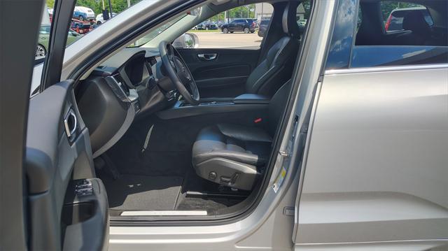 used 2023 Volvo XC60 car, priced at $32,900