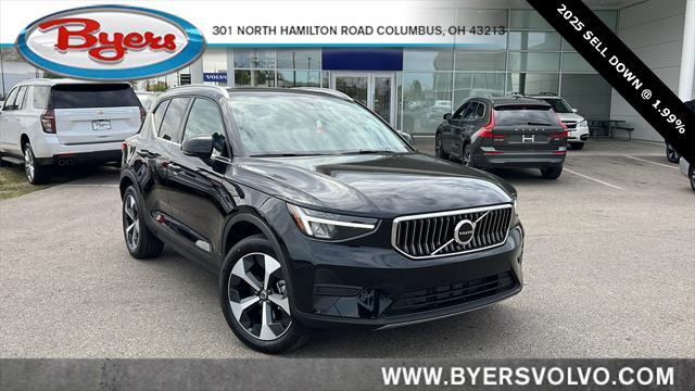 new 2025 Volvo XC40 car, priced at $45,015