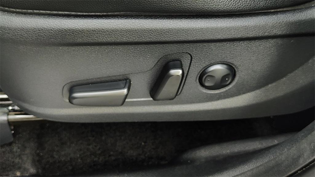 used 2019 Hyundai Santa Fe car, priced at $13,500