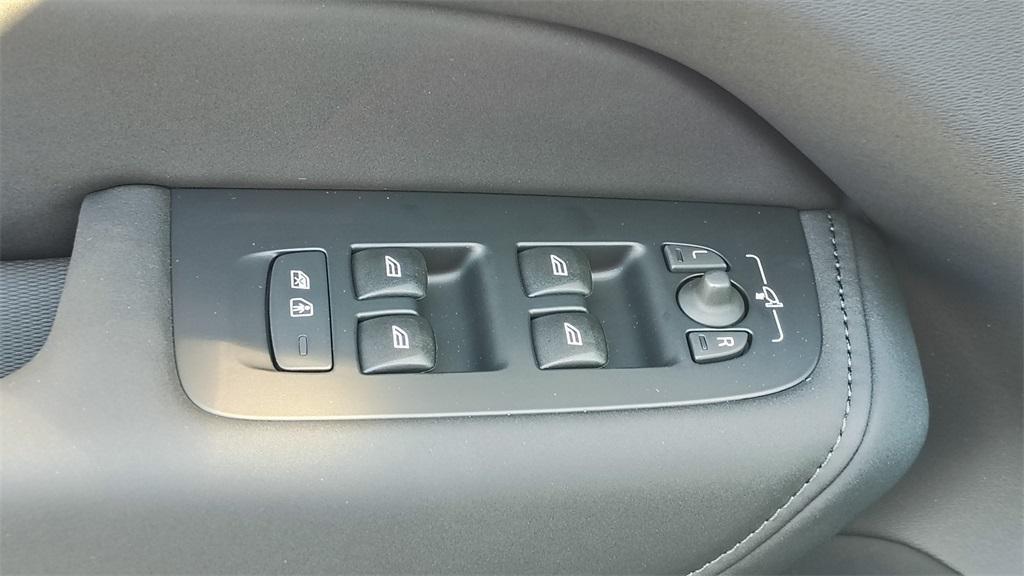 new 2026 Volvo XC60 car, priced at $63,095