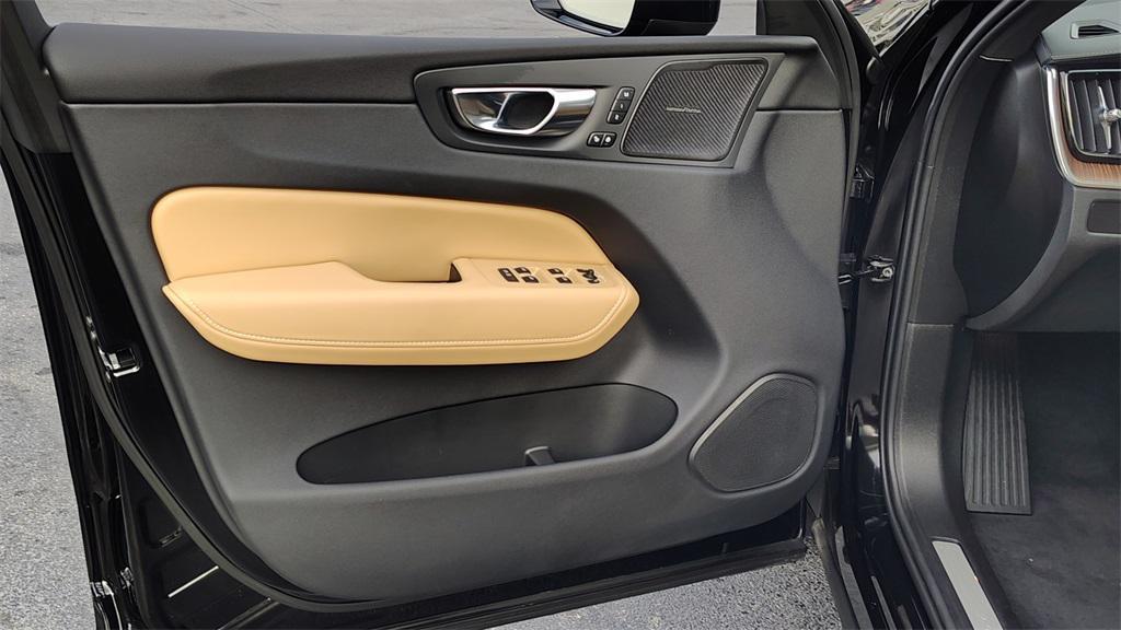used 2025 Volvo XC60 car, priced at $48,900