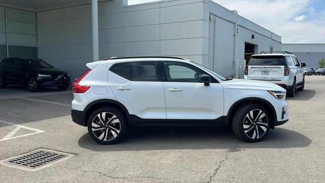 new 2024 Volvo XC40 car, priced at $49,020