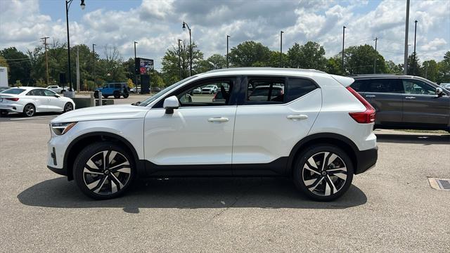 new 2025 Volvo XC40 car, priced at $47,320