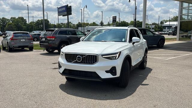 new 2025 Volvo XC40 car, priced at $47,320