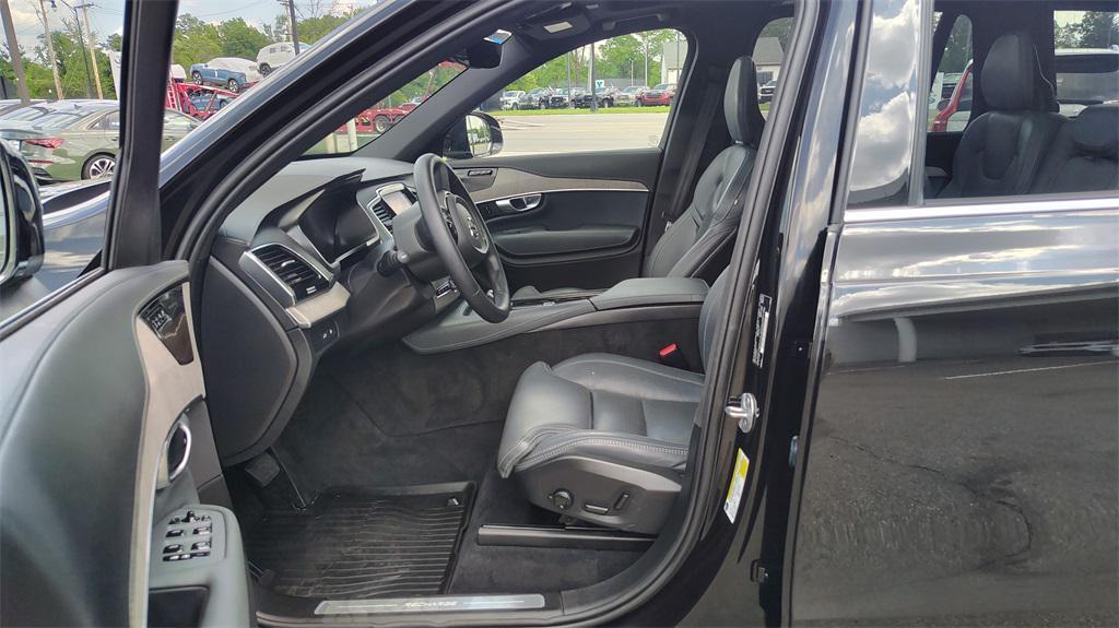 used 2024 Volvo XC90 Recharge Plug-In Hybrid car, priced at $58,900