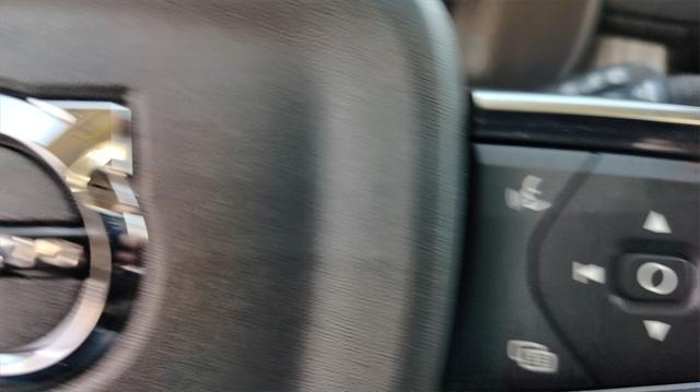 new 2025 Volvo XC40 car, priced at $51,145