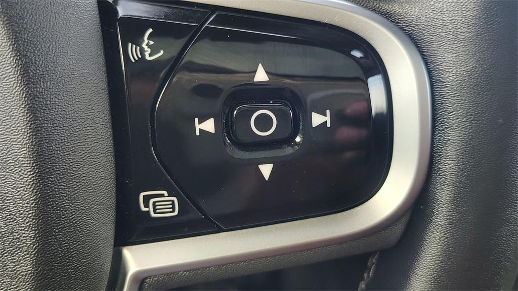 used 2025 Volvo XC60 car, priced at $34,900