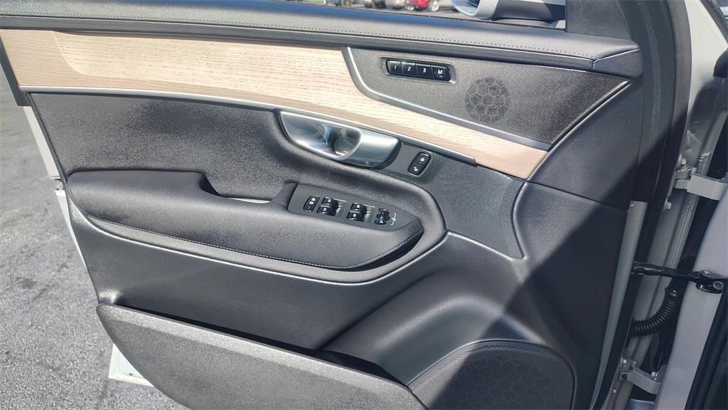 used 2025 Volvo XC90 car, priced at $52,900