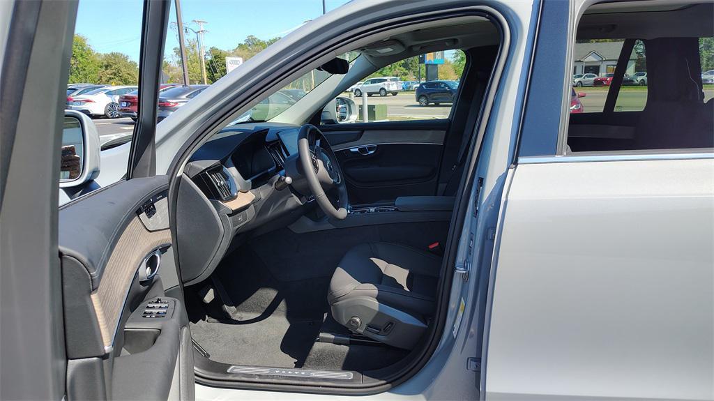 new 2026 Volvo XC90 car, priced at $71,600