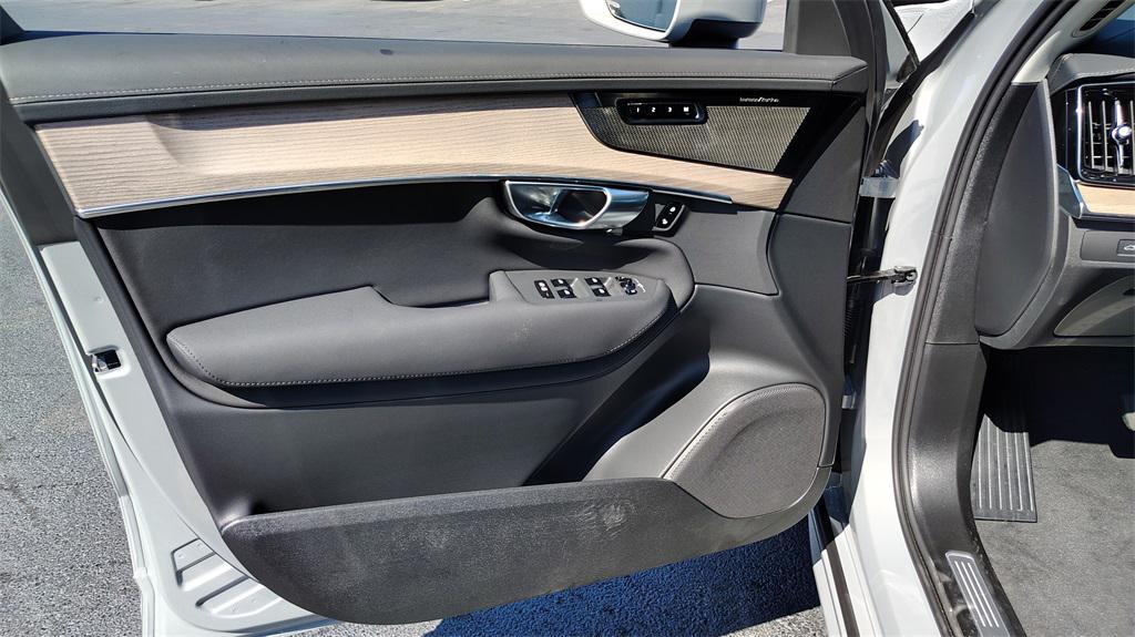 new 2026 Volvo XC90 car, priced at $71,600