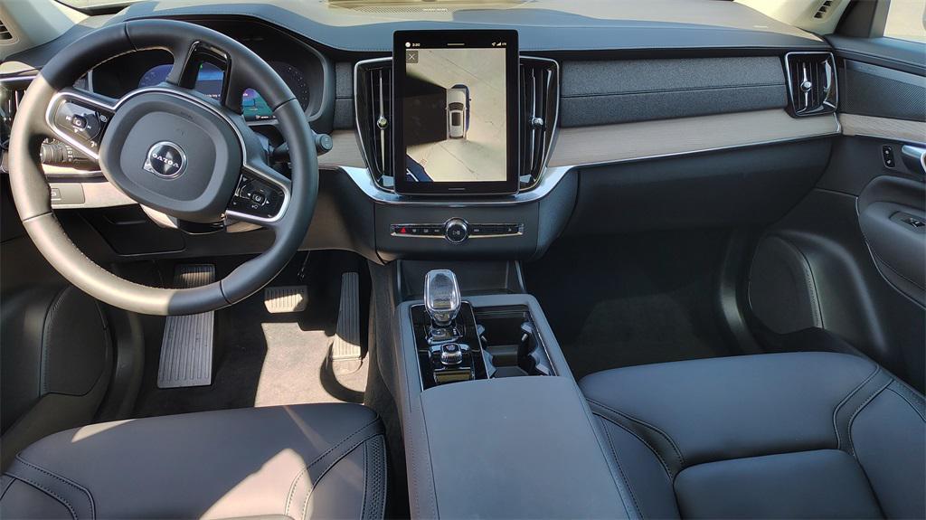 new 2026 Volvo XC90 car, priced at $71,600