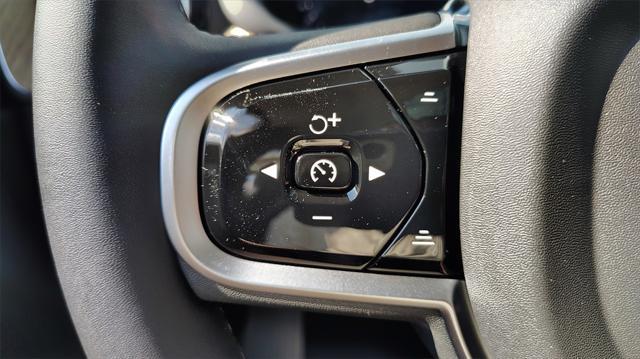 new 2026 Volvo XC60 car, priced at $57,985