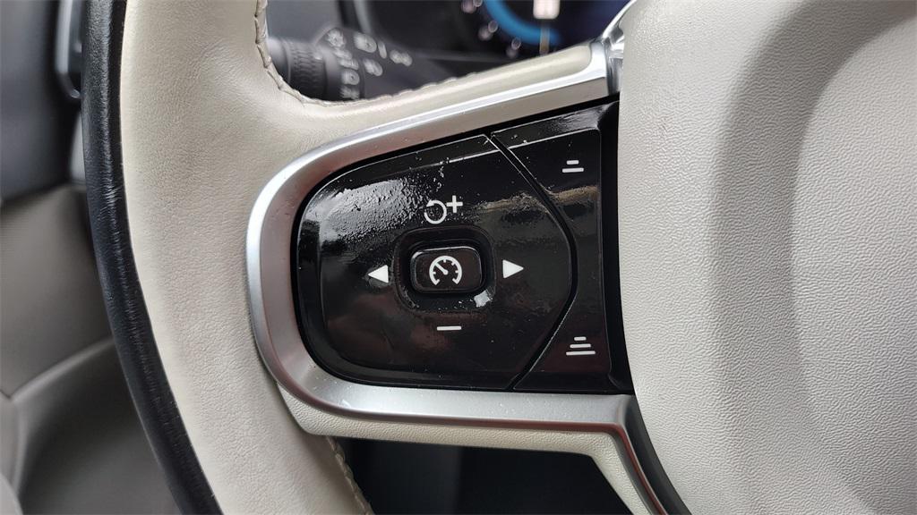 used 2024 Volvo XC90 car, priced at $36,900