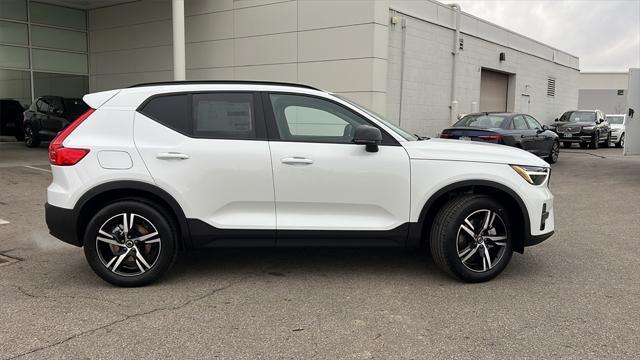 new 2024 Volvo XC40 car, priced at $42,595