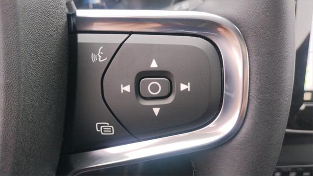 new 2025 Volvo XC40 car, priced at $51,145