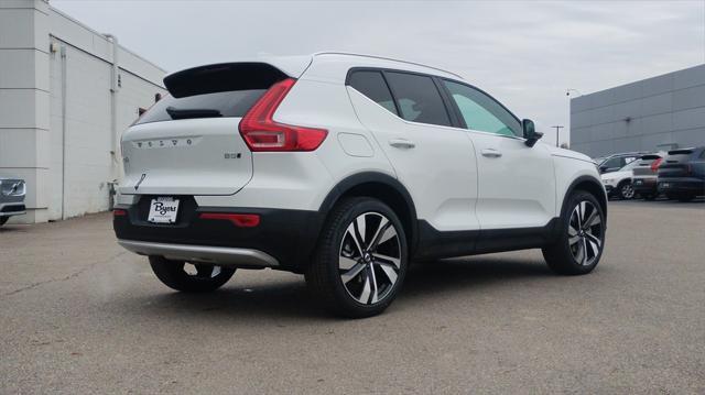 new 2025 Volvo XC40 car, priced at $51,145