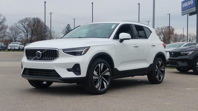 new 2025 Volvo XC40 car, priced at $51,145