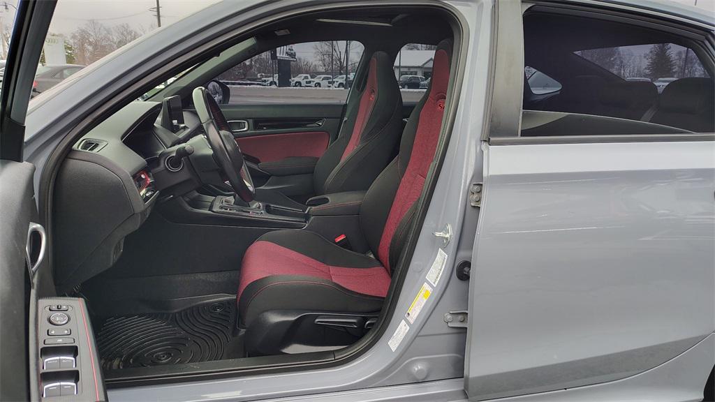 used 2024 Honda Civic Si car, priced at $28,500