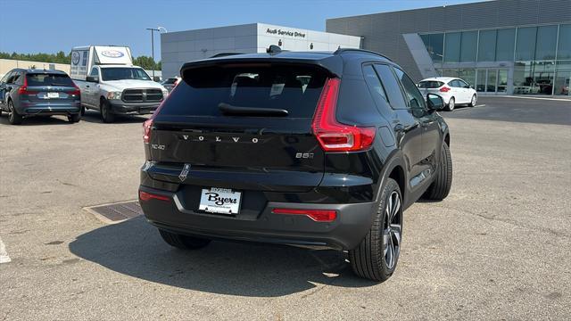 new 2025 Volvo XC40 car, priced at $47,320