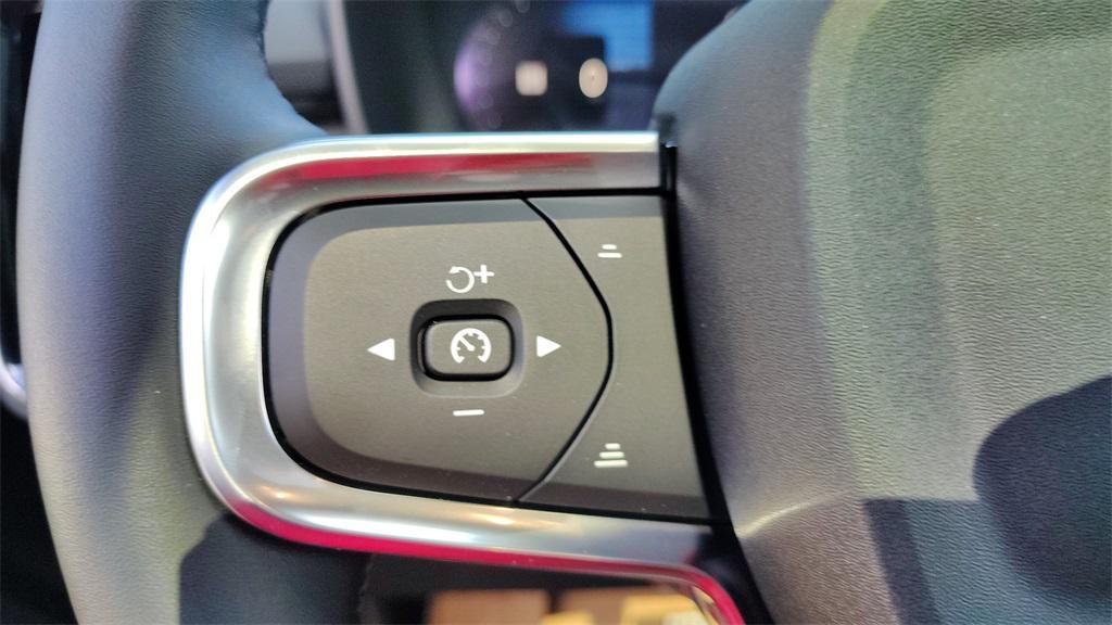 new 2026 Volvo XC40 car, priced at $52,865