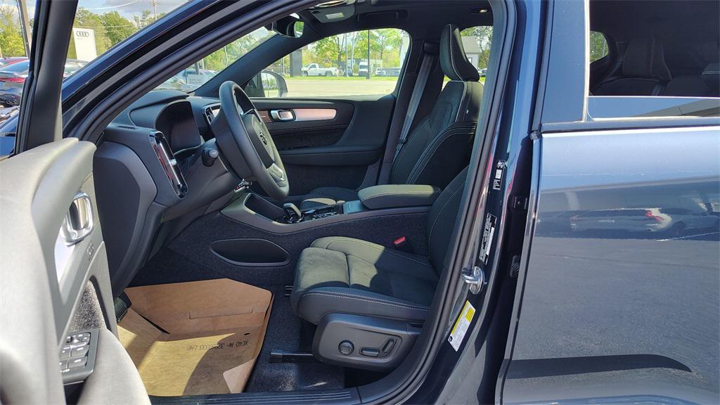 new 2026 Volvo XC40 car, priced at $52,865