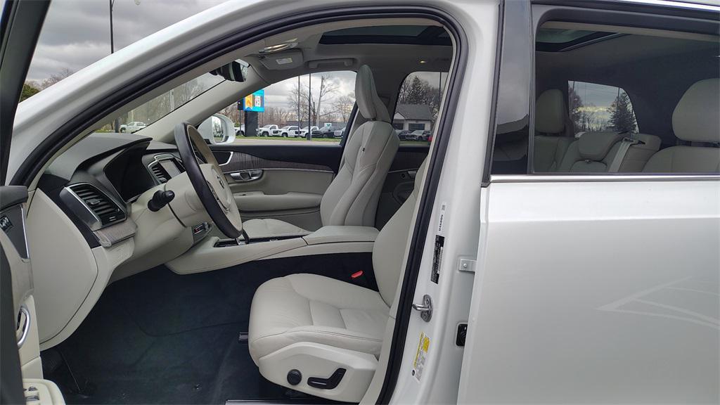 used 2024 Volvo XC90 car, priced at $39,500