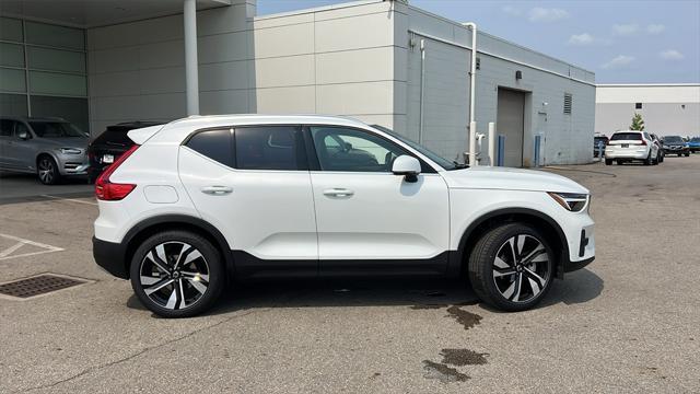 new 2025 Volvo XC40 car, priced at $49,645