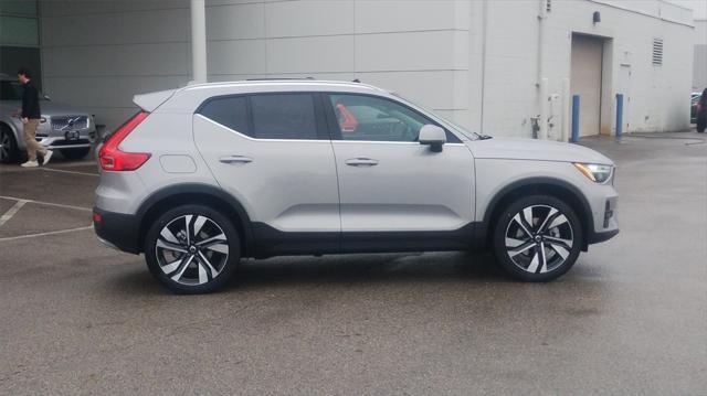 new 2025 Volvo XC40 car, priced at $46,820