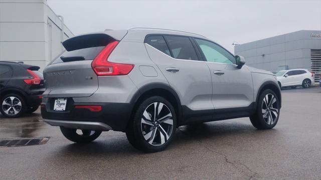 new 2025 Volvo XC40 car, priced at $46,820