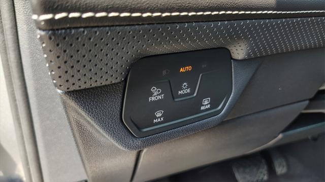 used 2025 Volkswagen Atlas car, priced at $39,900