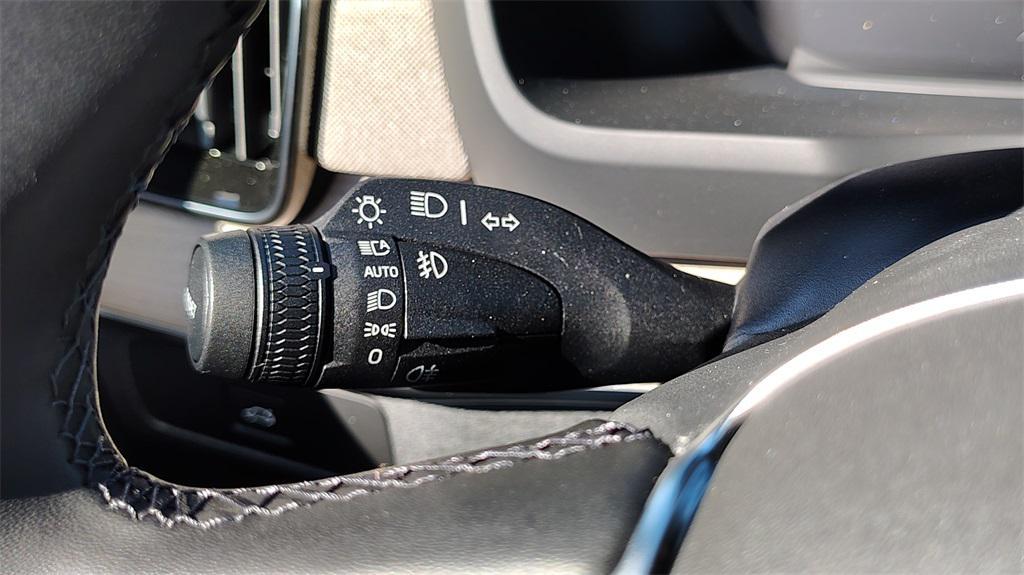 new 2026 Volvo XC90 car, priced at $67,445