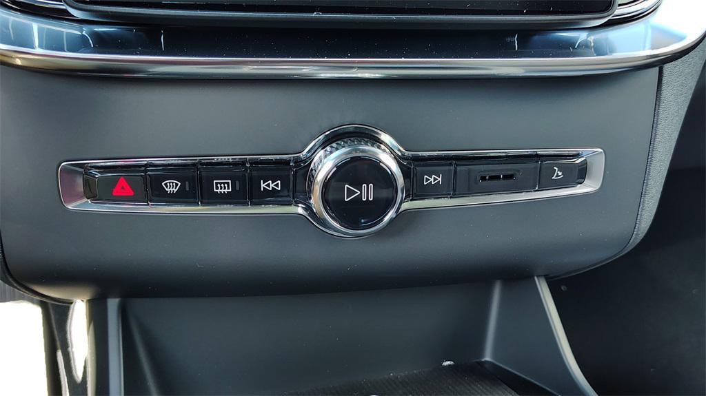 new 2026 Volvo XC90 car, priced at $67,445