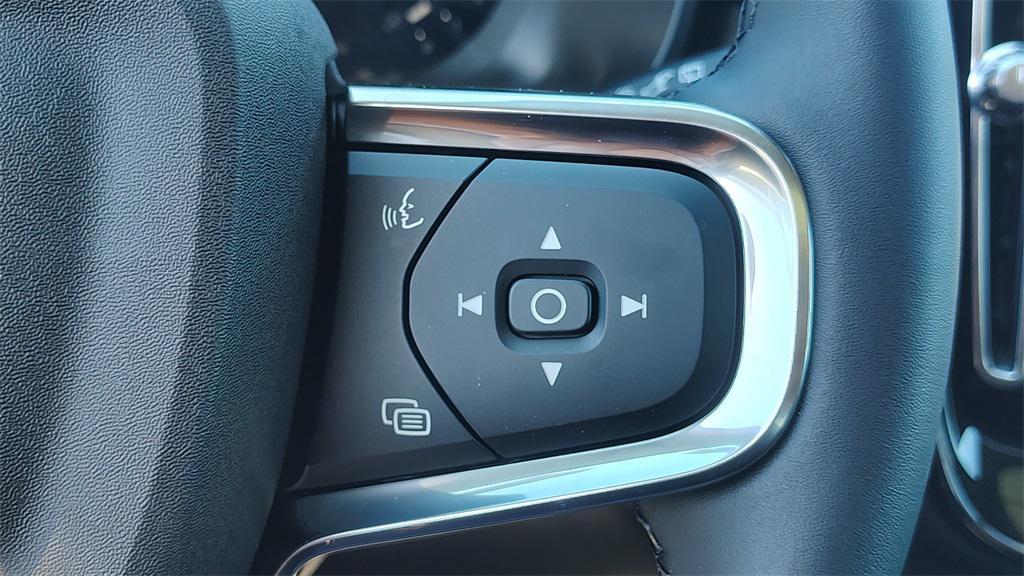 new 2026 Volvo XC40 car, priced at $48,387