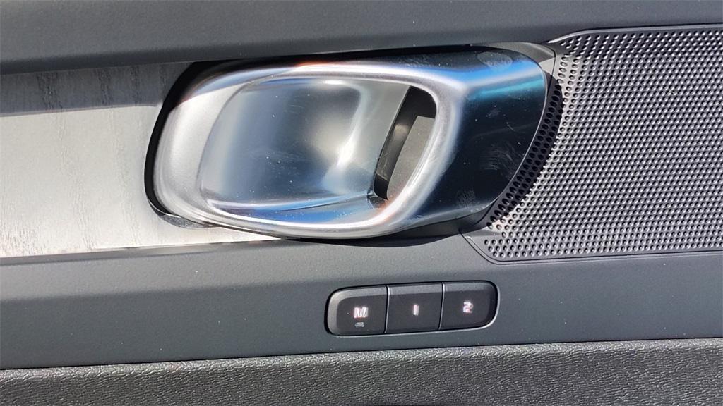 new 2026 Volvo XC40 car, priced at $48,387