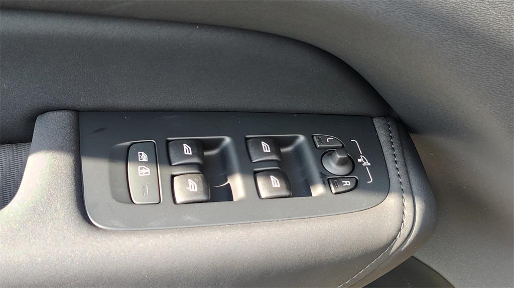 new 2026 Volvo XC60 car, priced at $53,760