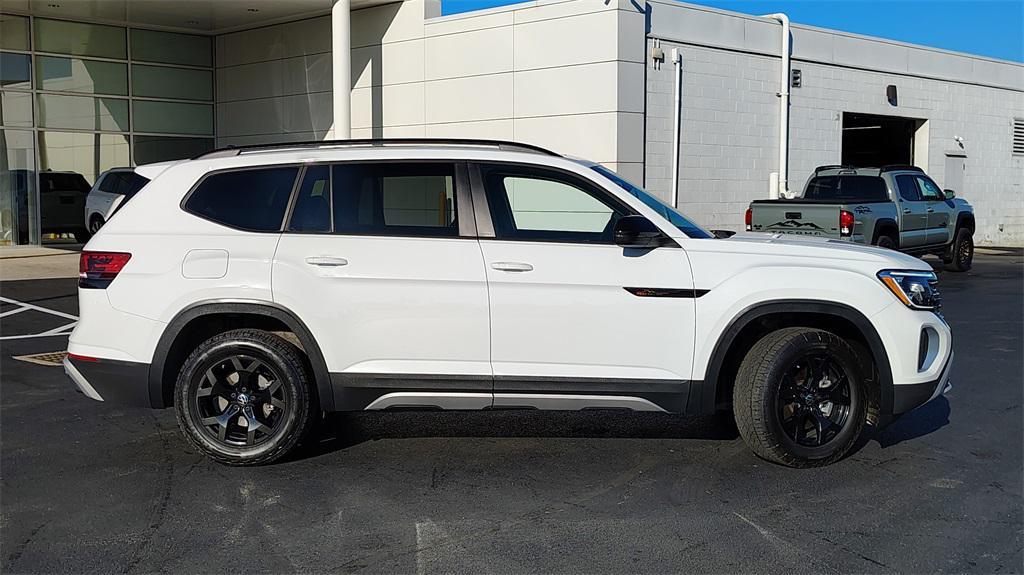 used 2024 Volkswagen Atlas car, priced at $36,500