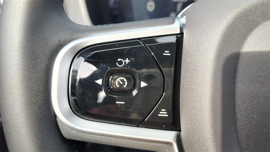 new 2026 Volvo XC60 car, priced at $56,345