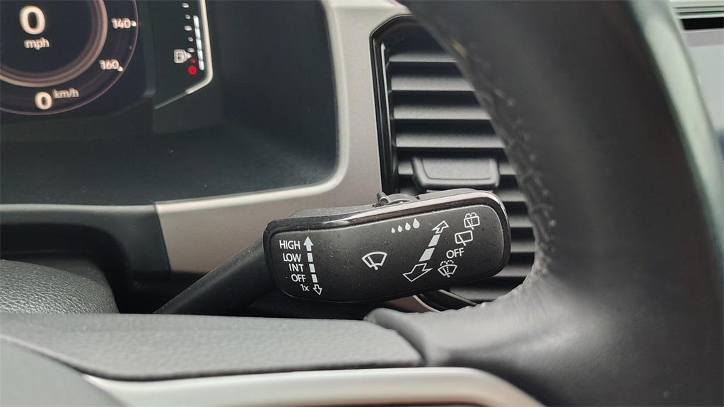 used 2020 Volkswagen Atlas Cross Sport car, priced at $22,900