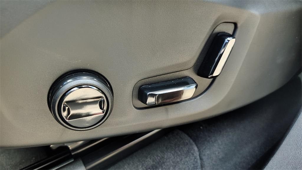 new 2026 Volvo XC90 car, priced at $70,895