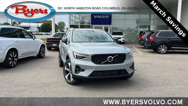 new 2025 Volvo XC40 car, priced at $48,315