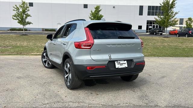 new 2025 Volvo XC40 car, priced at $46,815